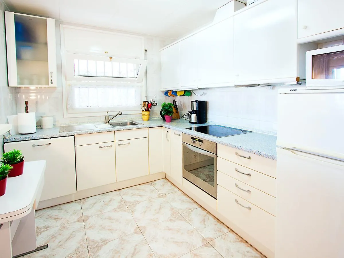 Holiday Home Requesens Canal إمبوريابرافا 0*,