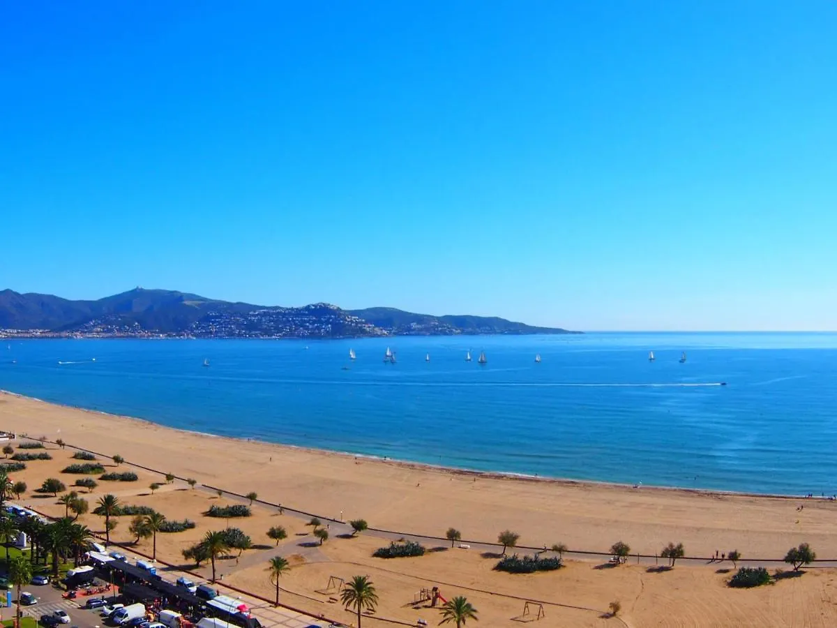 Holiday Home Requesens Canal Empuriabrava