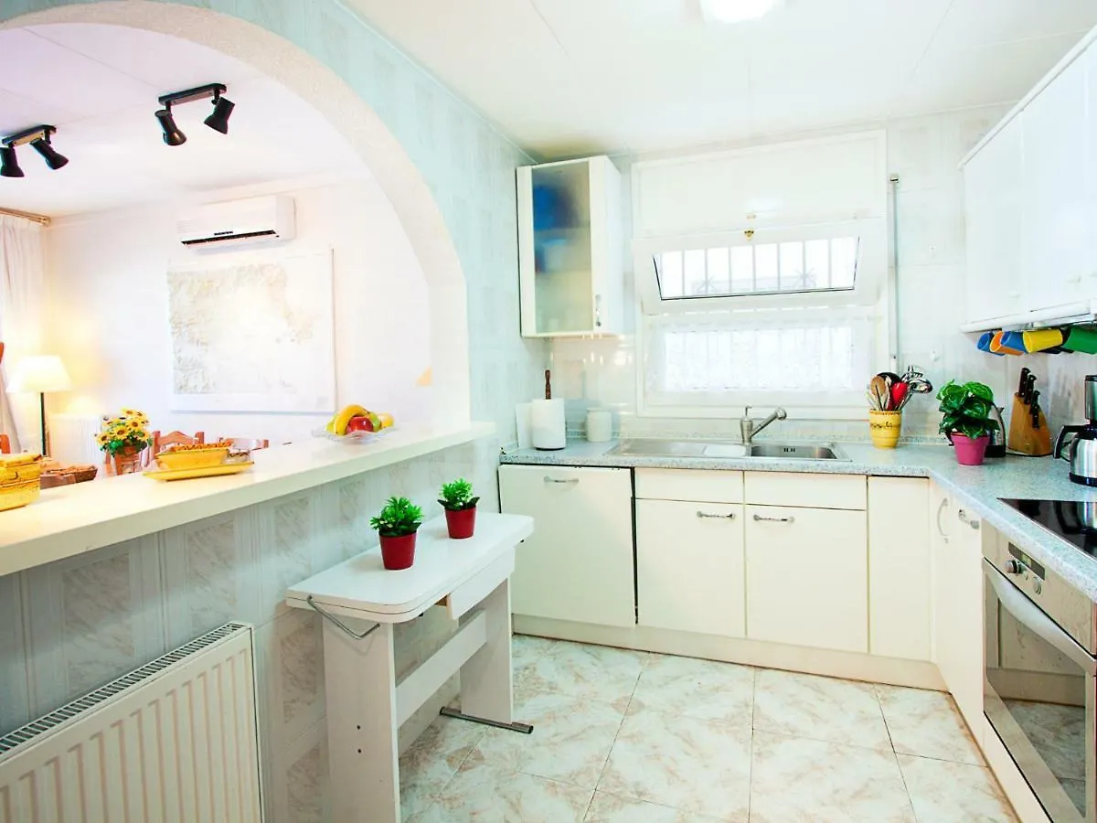 Holiday Home Requesens Canal Empuriabrava
