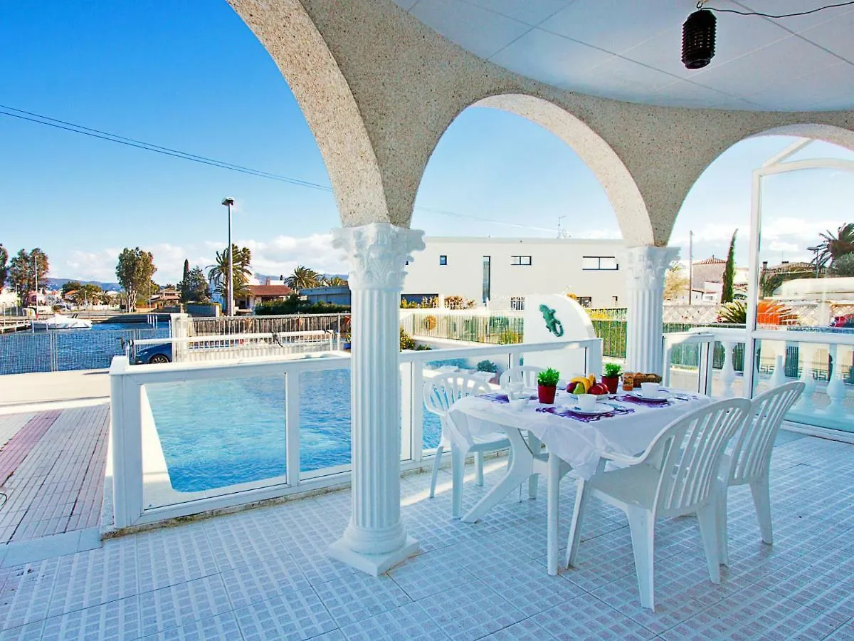 Holiday Home Requesens Canal Empuriabrava Spanien
