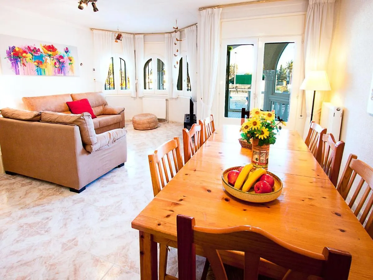 Holiday Home Requesens Canal Empuriabrava Spanien